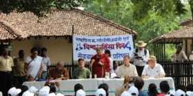 Touch the Earth – Soil Yatra — “A pilgrimage towards a nonviolent relationship with soil”